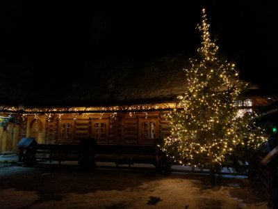 Vianočné LED osvetlenie na vianočný stromček